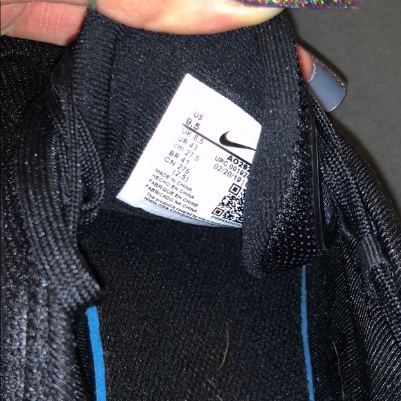 BRAND NEW NIKE AIRMAX tennis shoes - Picture 4 of 4